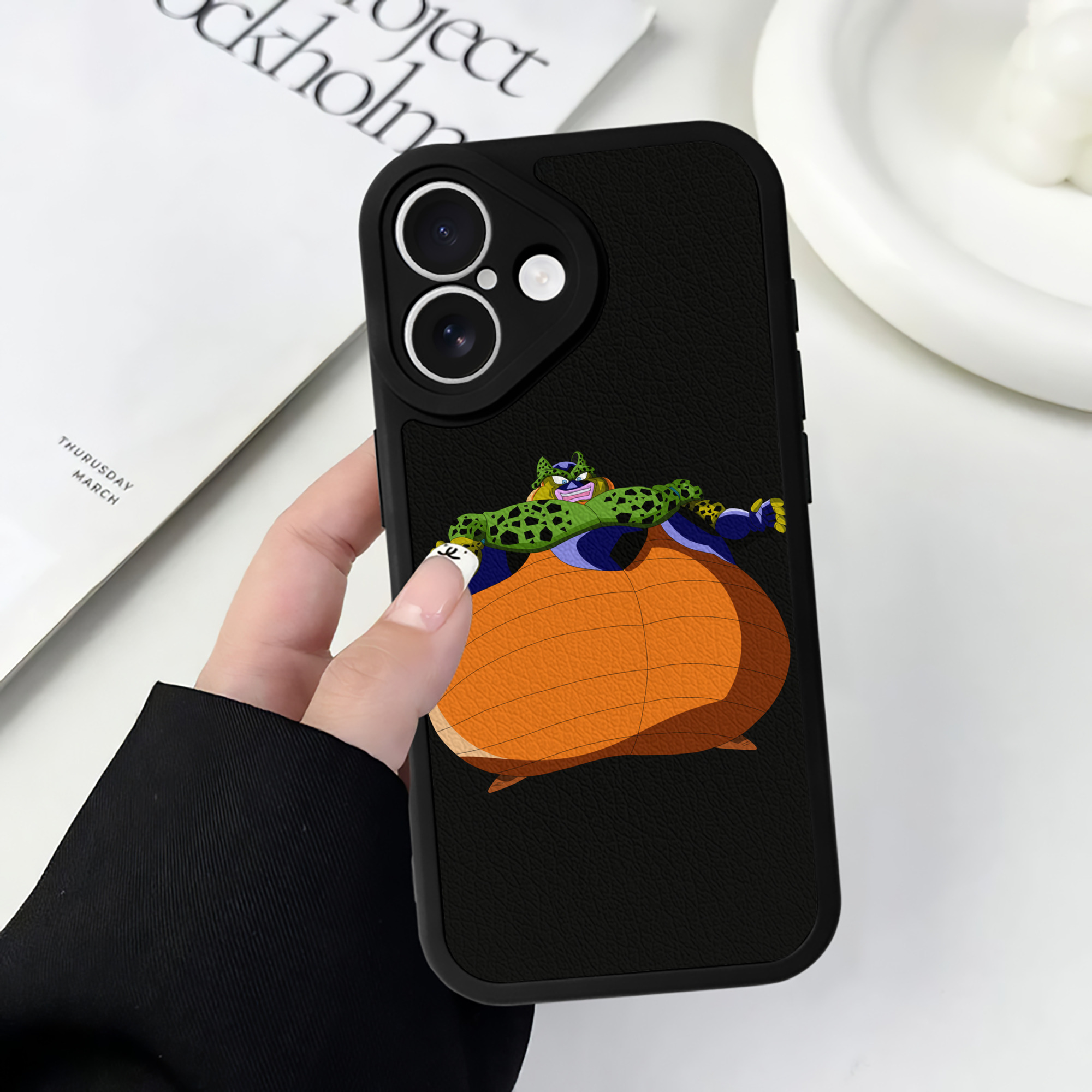 （画像用） ドラゴンボール セル DRAGON BALL Cell 【iPhone 16シリーズ対応】シリコンスマホケース（レザー調） 材質：シリコン
